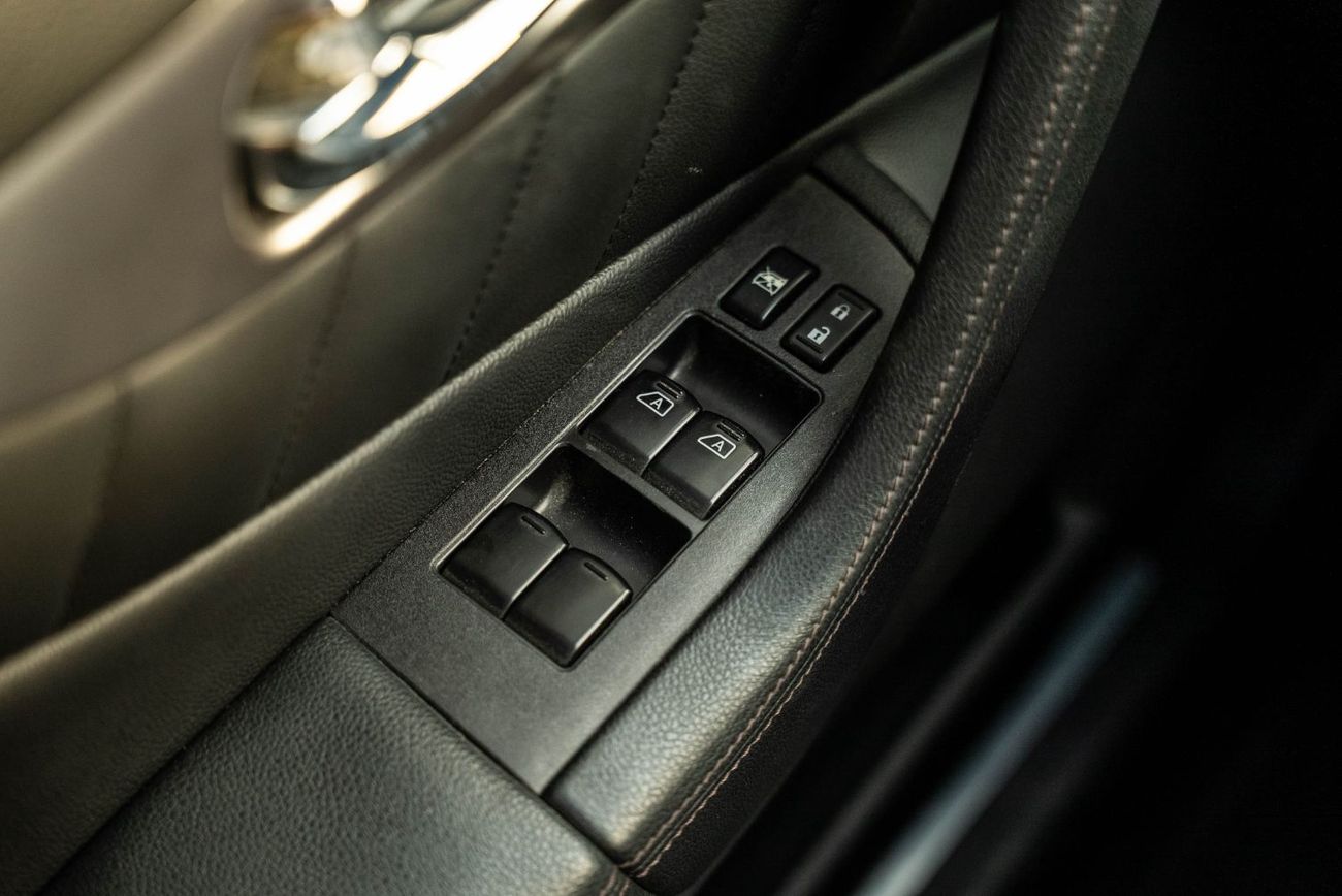 إنفينيتي QX70 Luxury 2019 GCC 3.7L V6 Full Service History