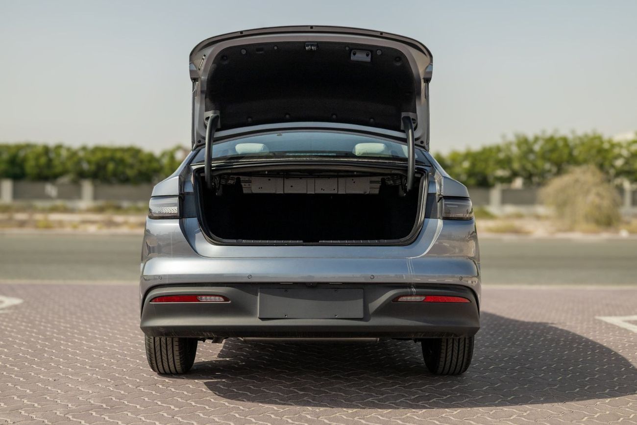 BYD Seal 2025 BYD Seal 05 Dm-I Luxury 1.5L - Plug-In Hybrid - Grey Inside Grey | Export Only