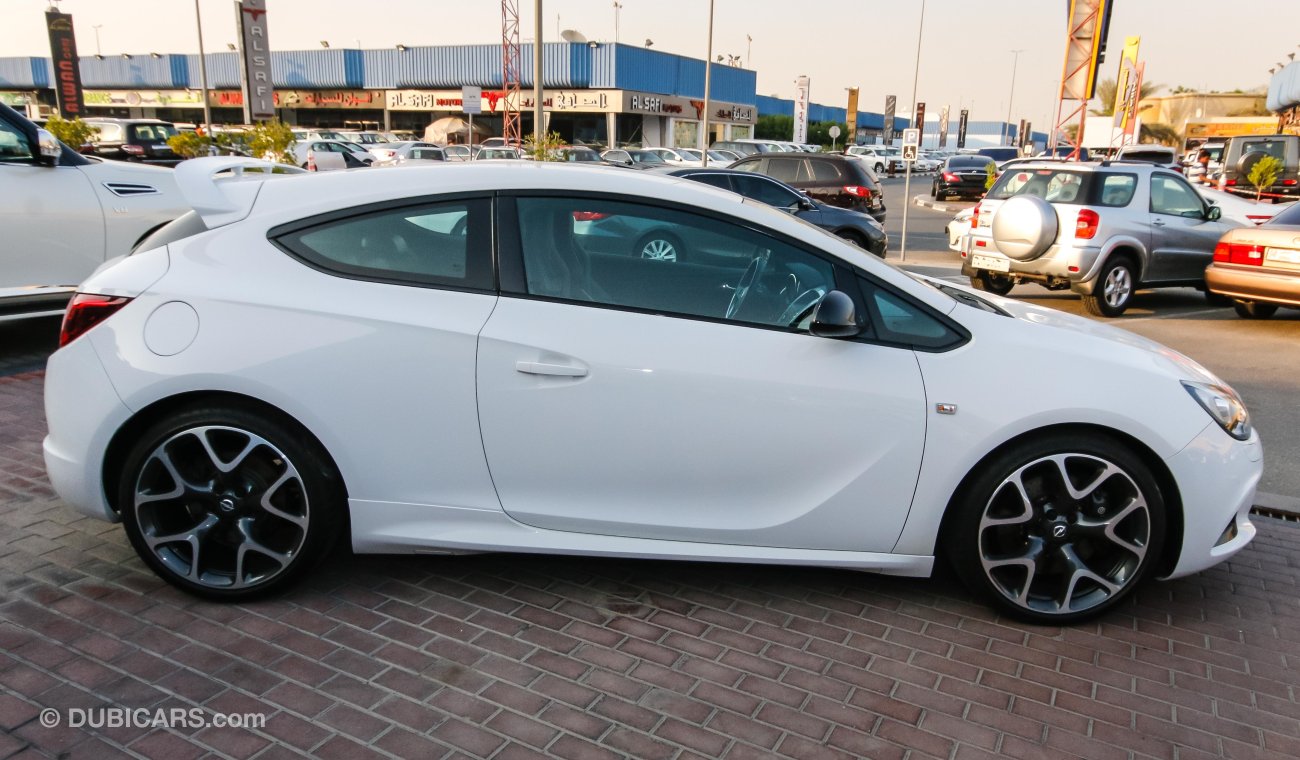 Opel Astra OPC