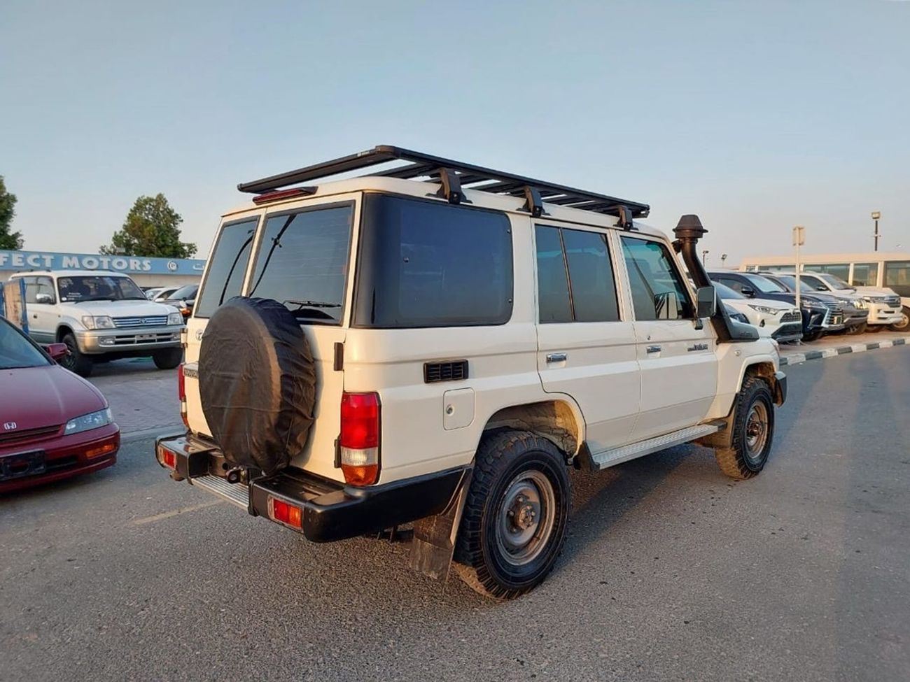 Toyota Land Cruiser TOYOTA LAND CRUISER RIGHT HAND DRIVE