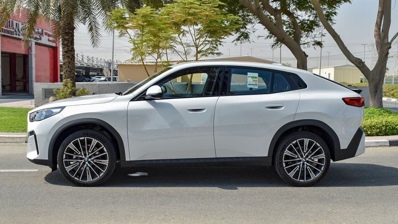بي أم دبليو X2 SDrive18i  2025 PRIME EDITION!! FIVE YEARS WARRANTY AND SERVICE CONTRACT FROM AGMC
