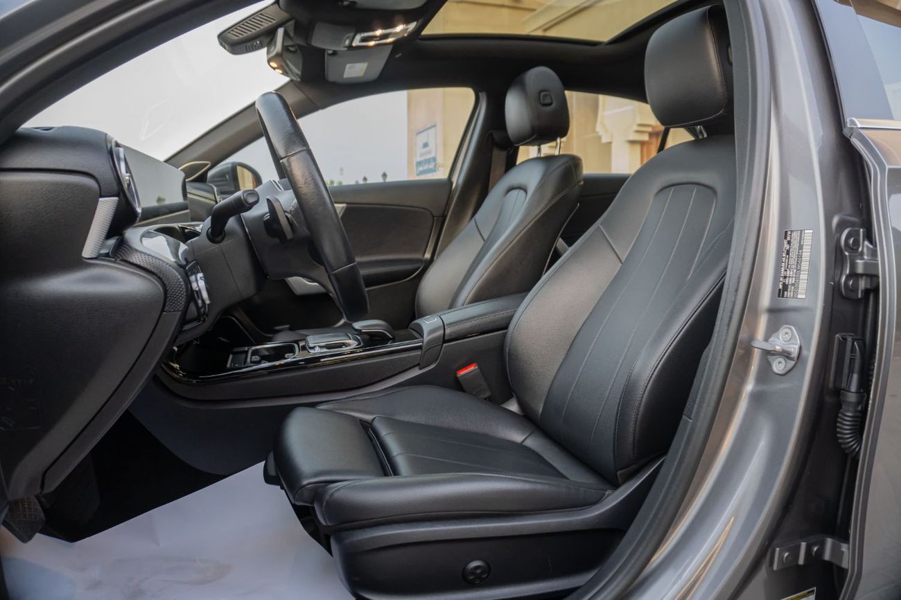 مرسيدس بنز A 220