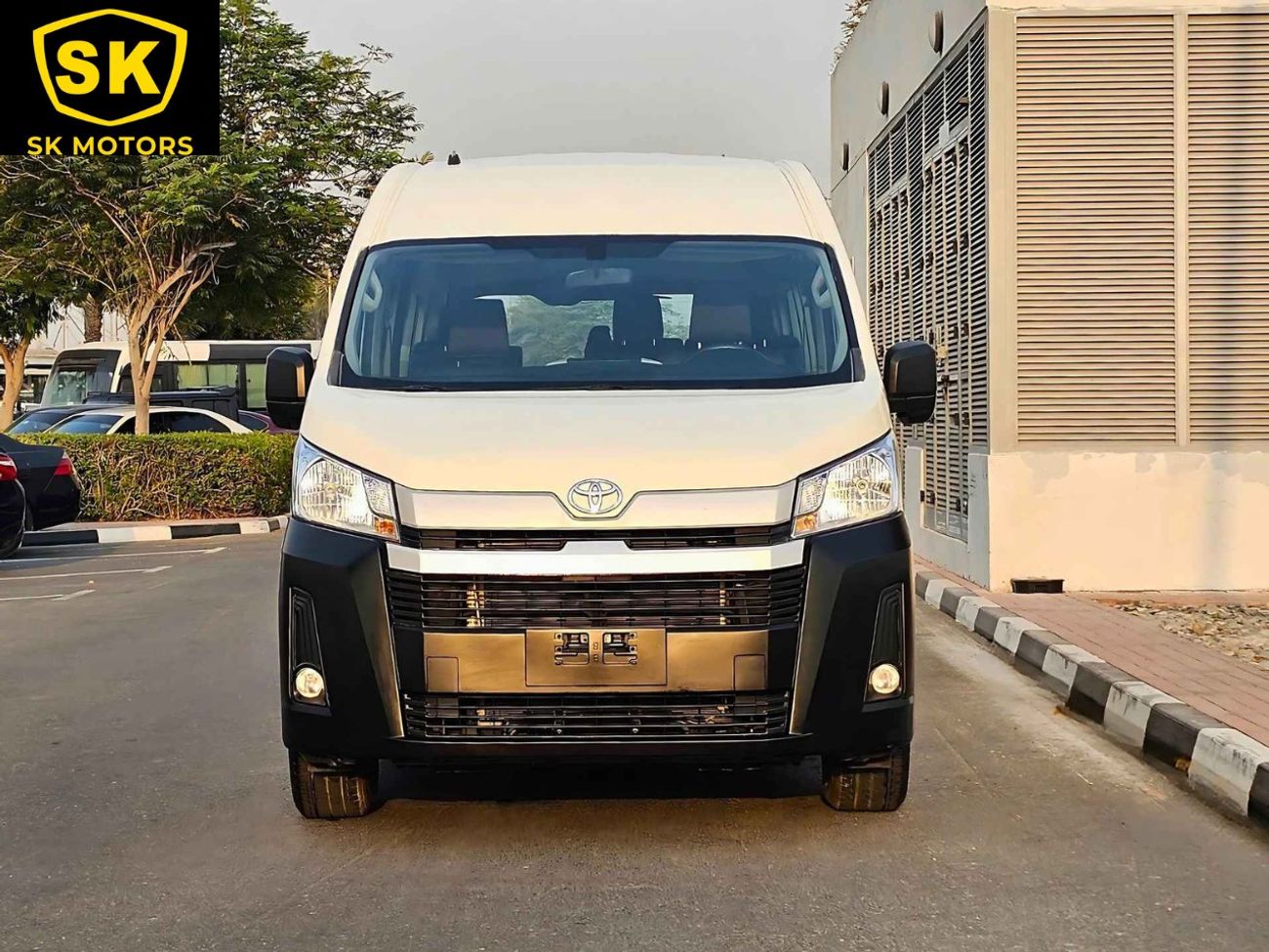 Toyota Hiace HIGHROOF PASSENGER/13 SEATER/3.5L PETROL M/T/ LOT#26935