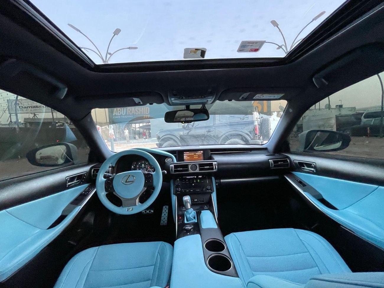 لكزس IS 350 F سبورت بلاتينوم