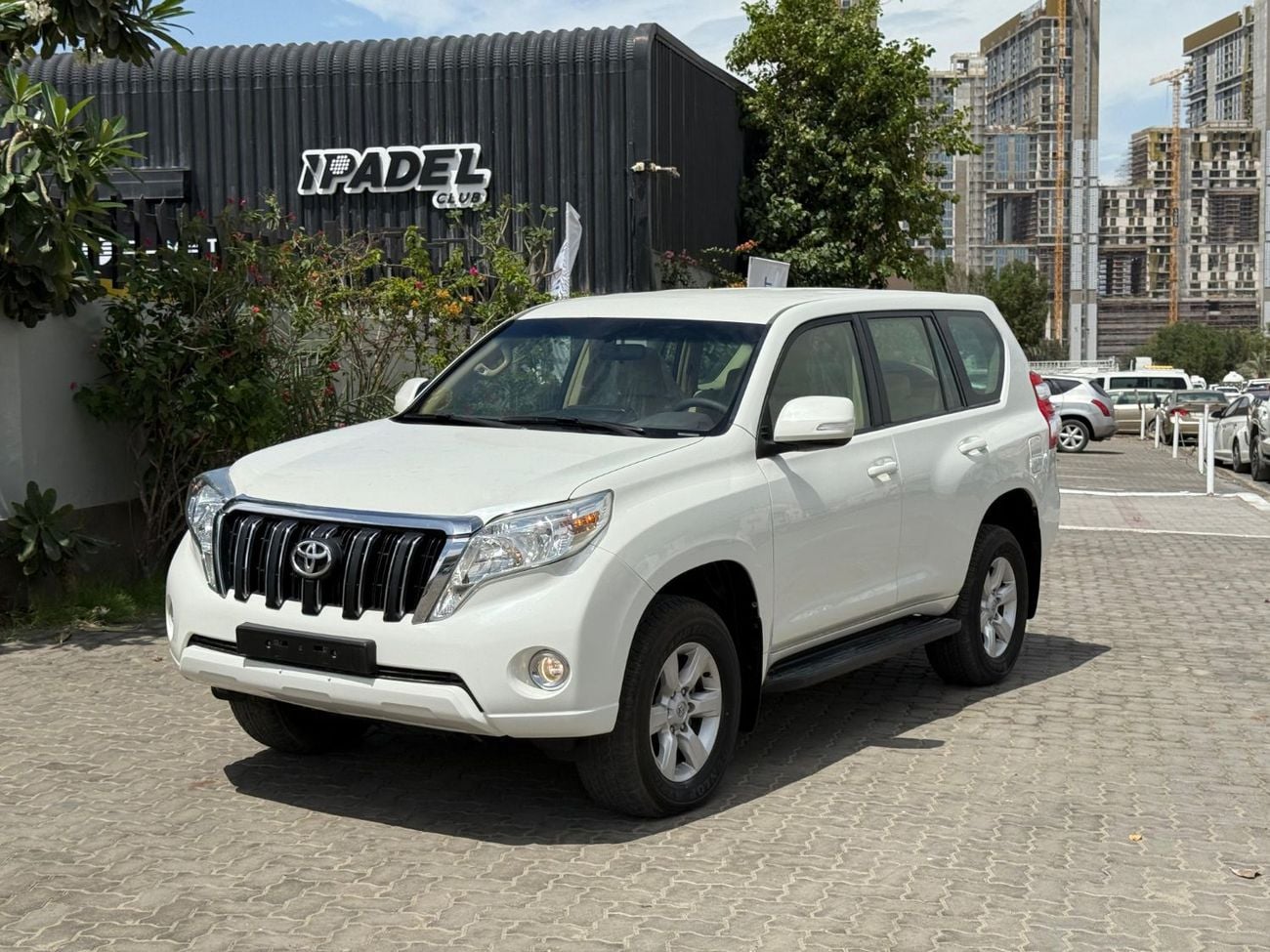 تويوتا برادو 201 PRADO TXL V6/ 4.0L  4x4 GCC SPEC 5 SEATS