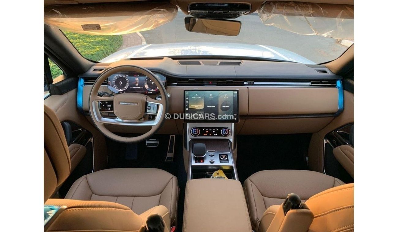 Land Rover Range Rover GCC SPEC UNDER WARRANTY AND SERVICE CONTRACT