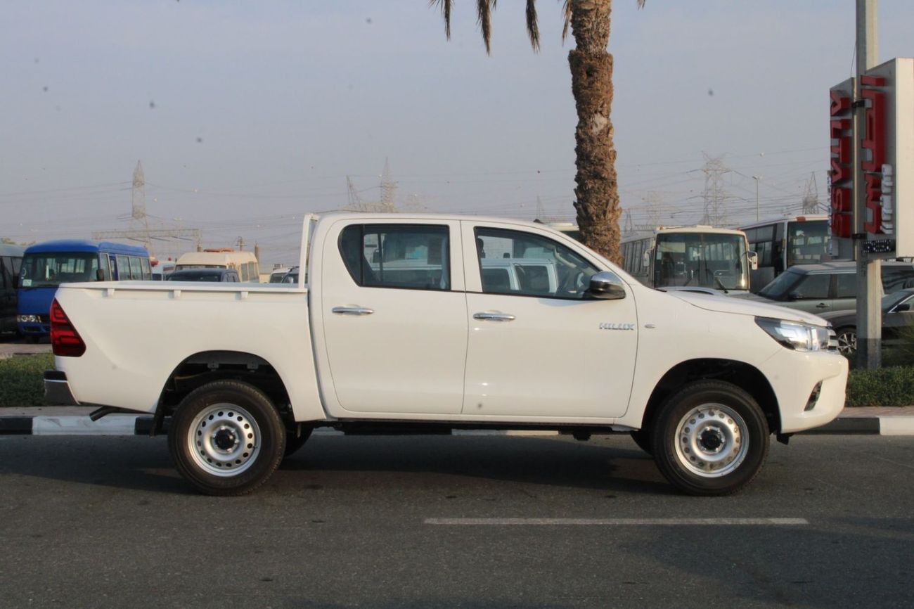 Toyota Hilux TOYOTA HILUX 2.4L DIESEL 4WD DOUBLE CAB DLX-E MANUAL