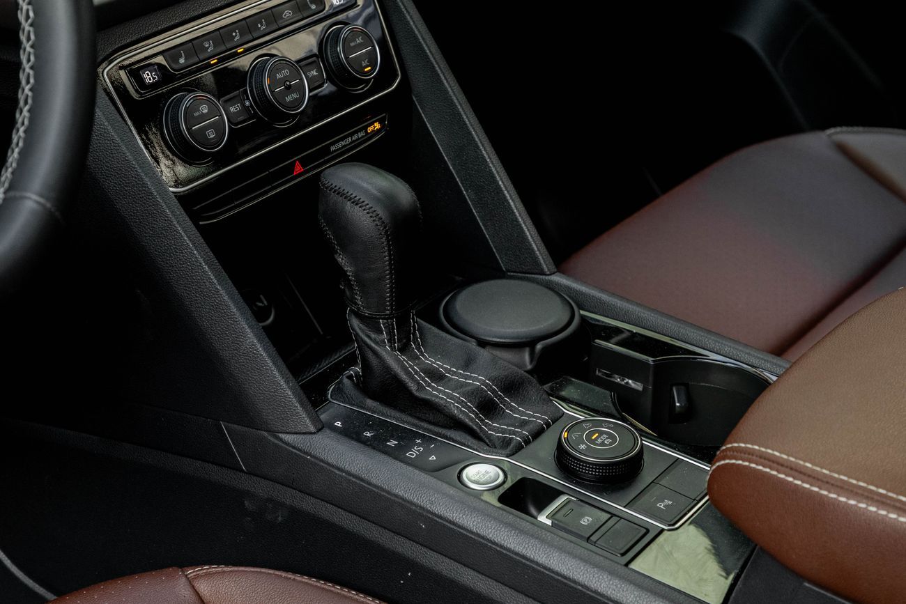 فولكس واجن تيرامونت Teramont Comfortline  | 1,822 P.M | 0% Downpayment | Immaculate Condition!