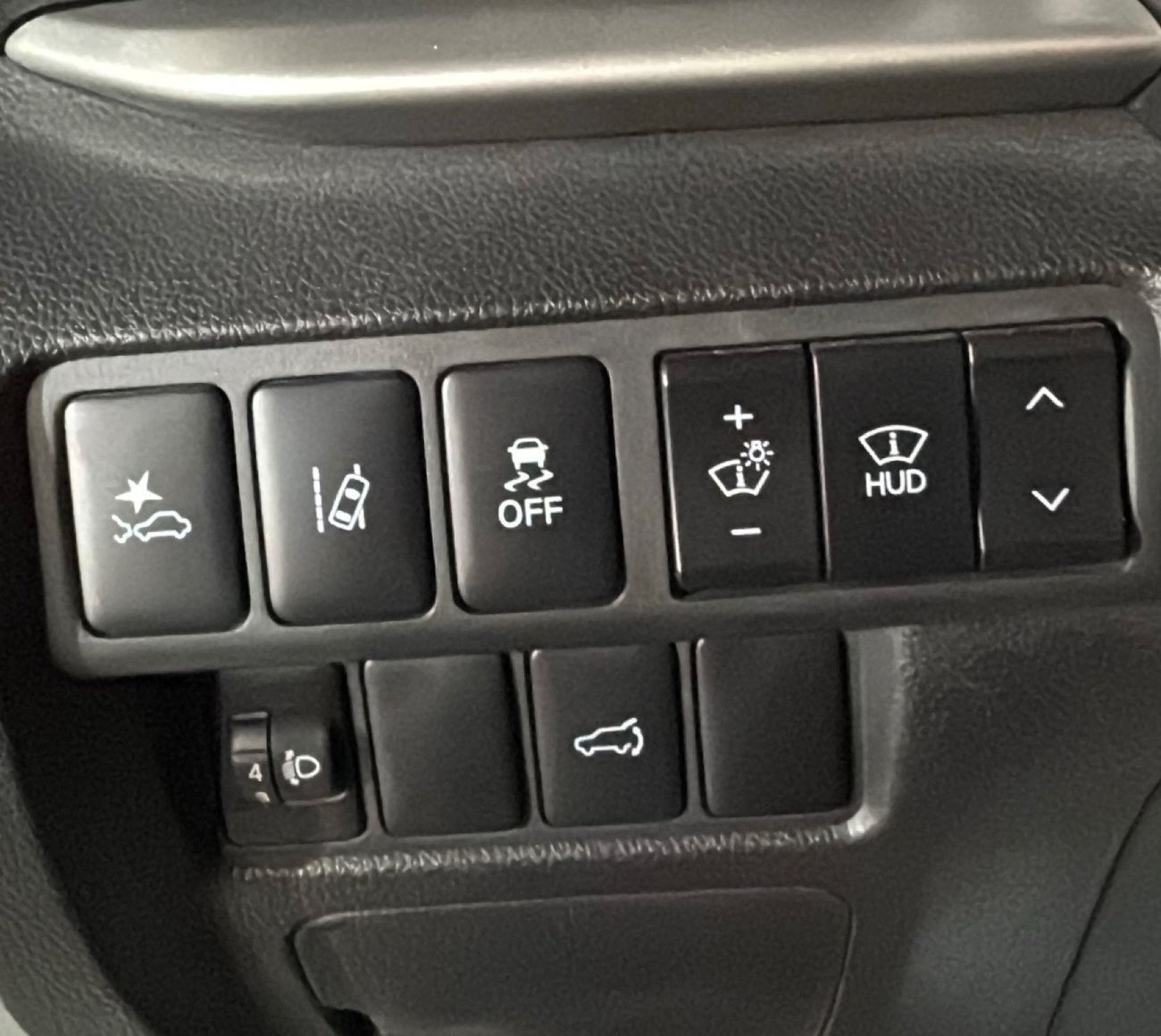 ميتسوبيشي إكلبس كروس 