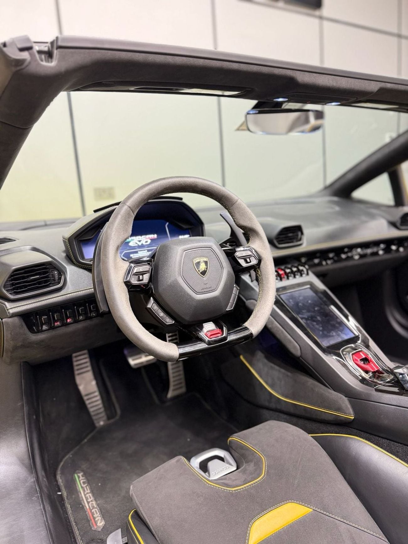 Lamborghini Huracan Evo Spyder