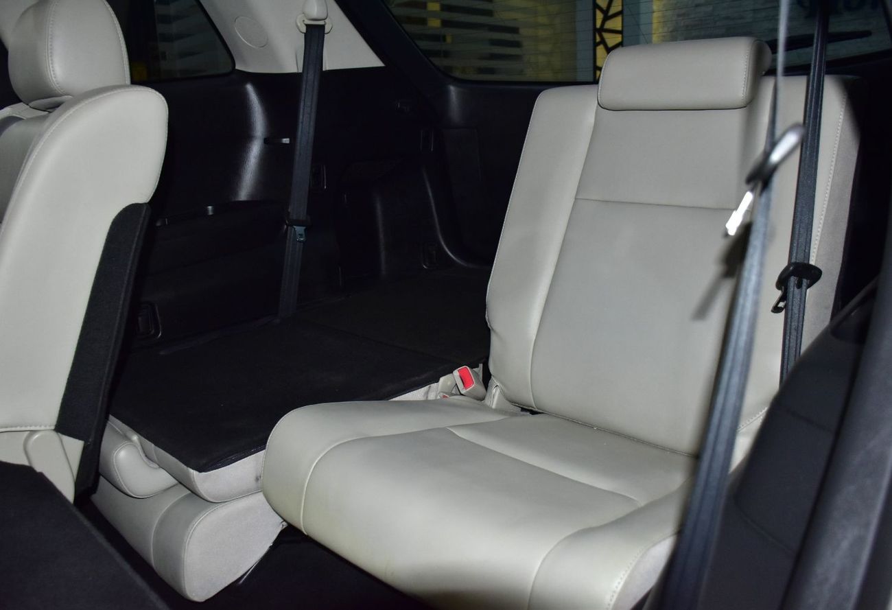 Mazda CX9 EXCELLENT DEAL for our Mazda CX-9 ( 2010 Model ) in Grey Color GCC Specs