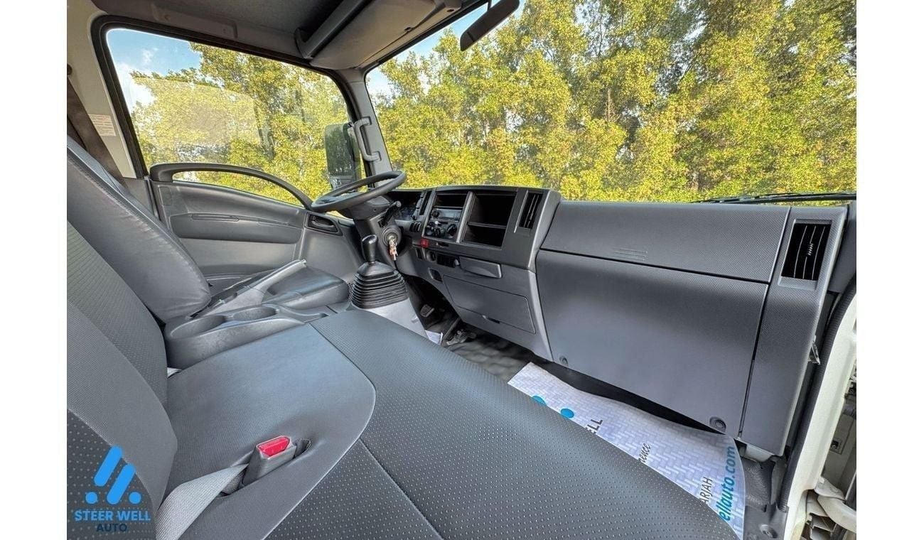 إيسوزو NPR Euro 4 Insulated Box | 3.0L RWD Diesel MT | Reliable Performance | GCC | Book Now!