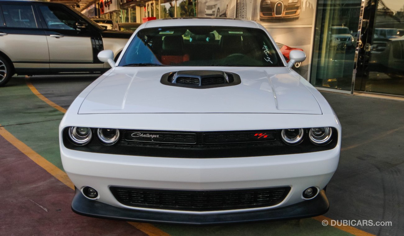 Dodge Challenger Scat Pack Shaker