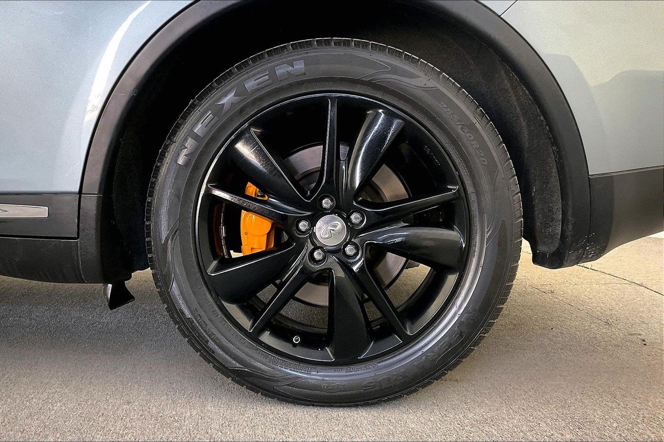 إنفينيتي QX70 Luxury / Luxe Sensory | شامل الضمان | 0 ﺪﻔﻋﺓ ﺃﻮﻟﻯ