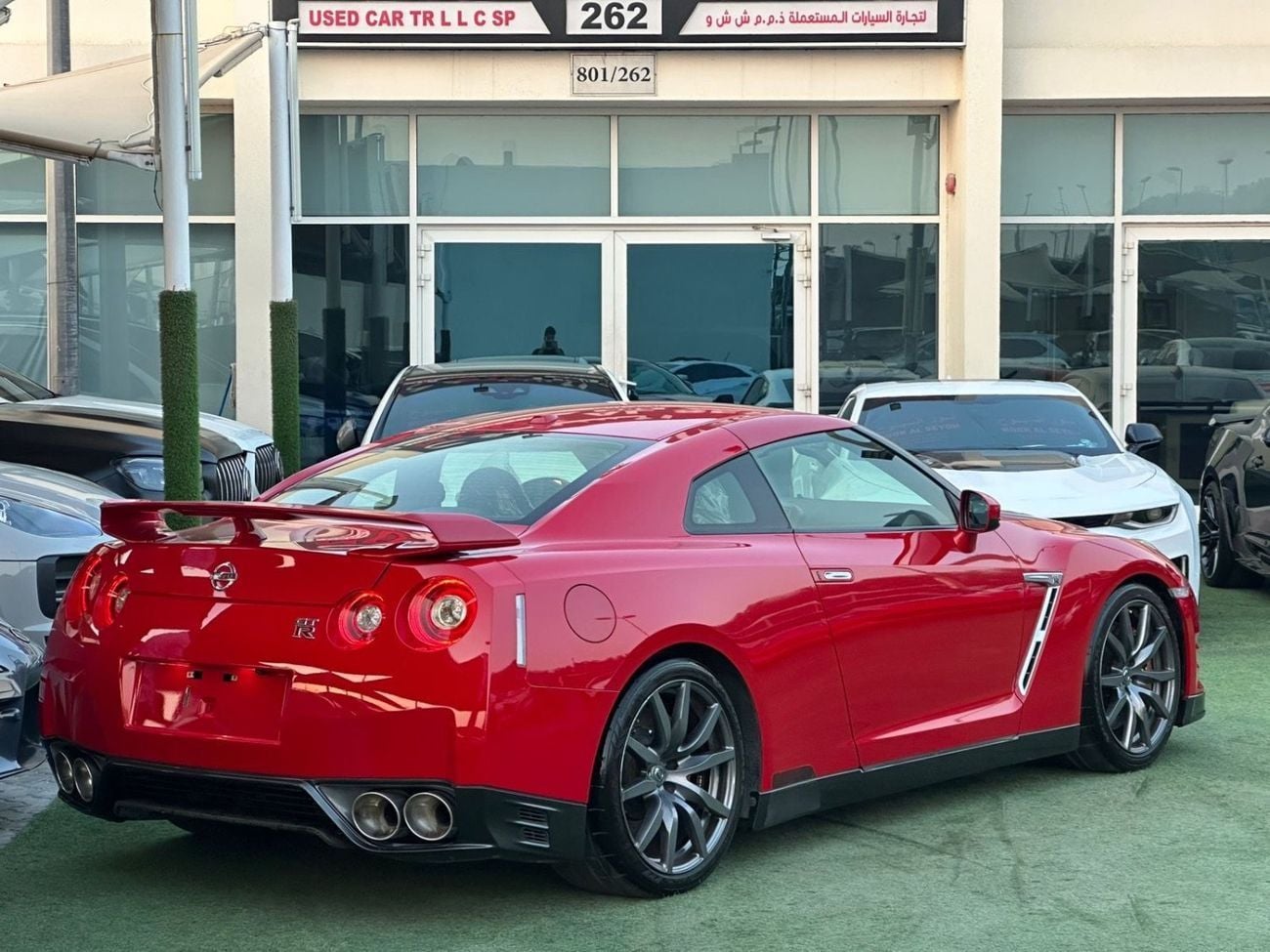 نيسان جي تي ار BLACK EDITION نیسان جي تي ار بريميوم 2015  كلين تايتل بدون حوادث صبغ وكالة بحالة الوكالة لون مميز ( 