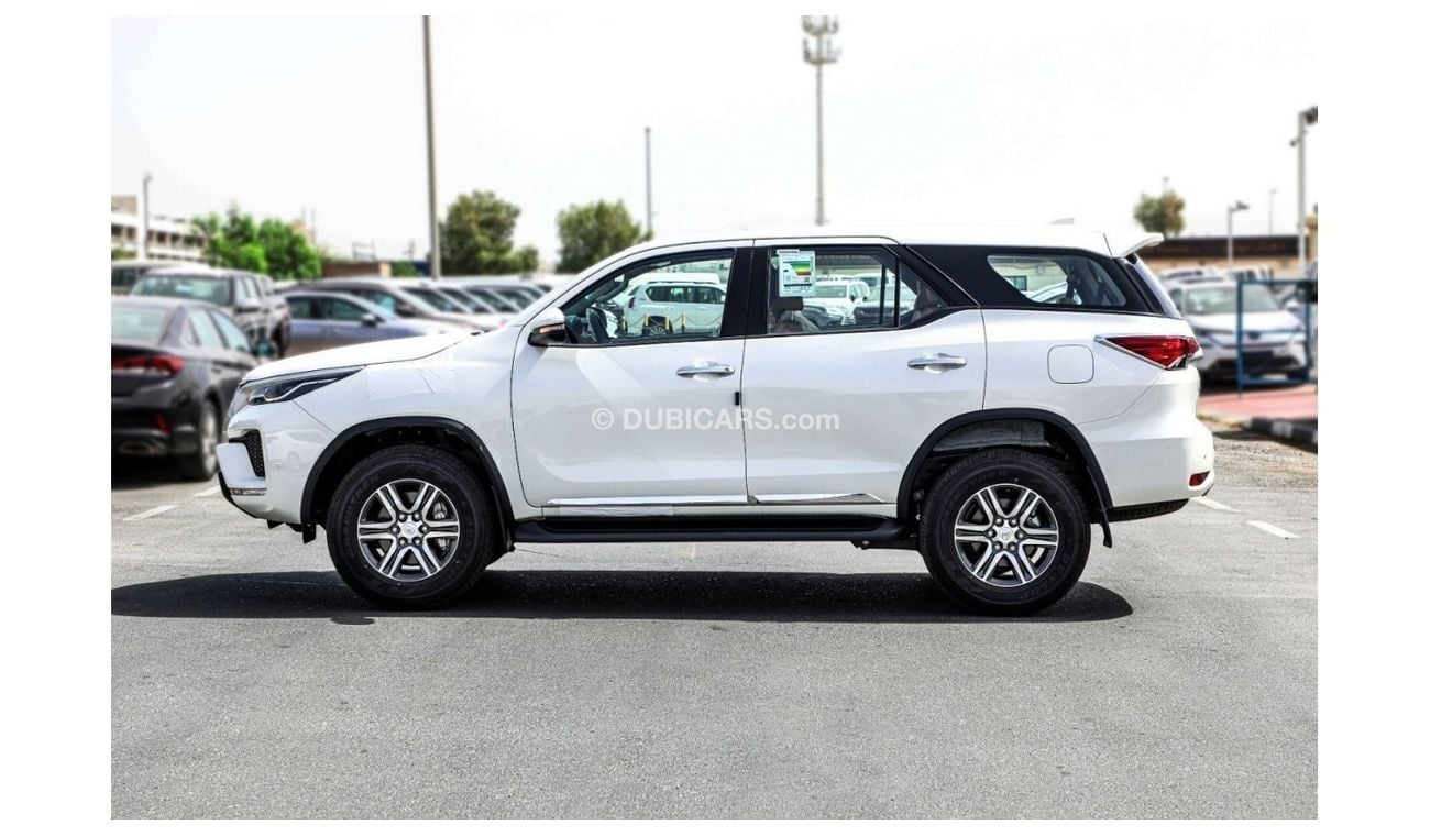 Toyota Fortuner 2023 Toyota Fortuner 2.7 4x2 P AT - Pearl White inside Chamois