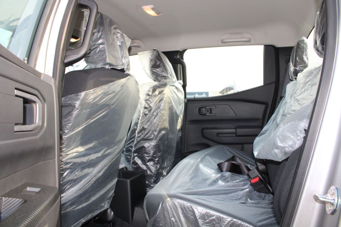 Mitsubishi L200 MITSUBIHSI L200 2.4L DIESEL DOUBLE CABIN 4 X 4 GL MANUAL