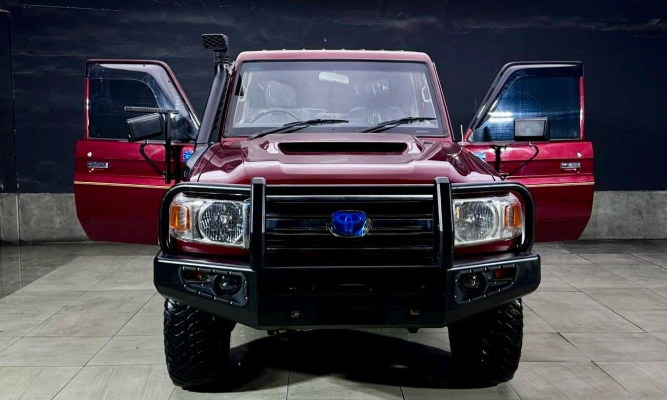 Toyota Land Cruiser Pick Up RIGHT HAND ONLY FOR EXPORT 4WD MT 4.5 LITER
