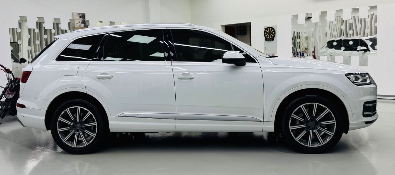 Audi Q7 45 TFSI quattro 3.0L