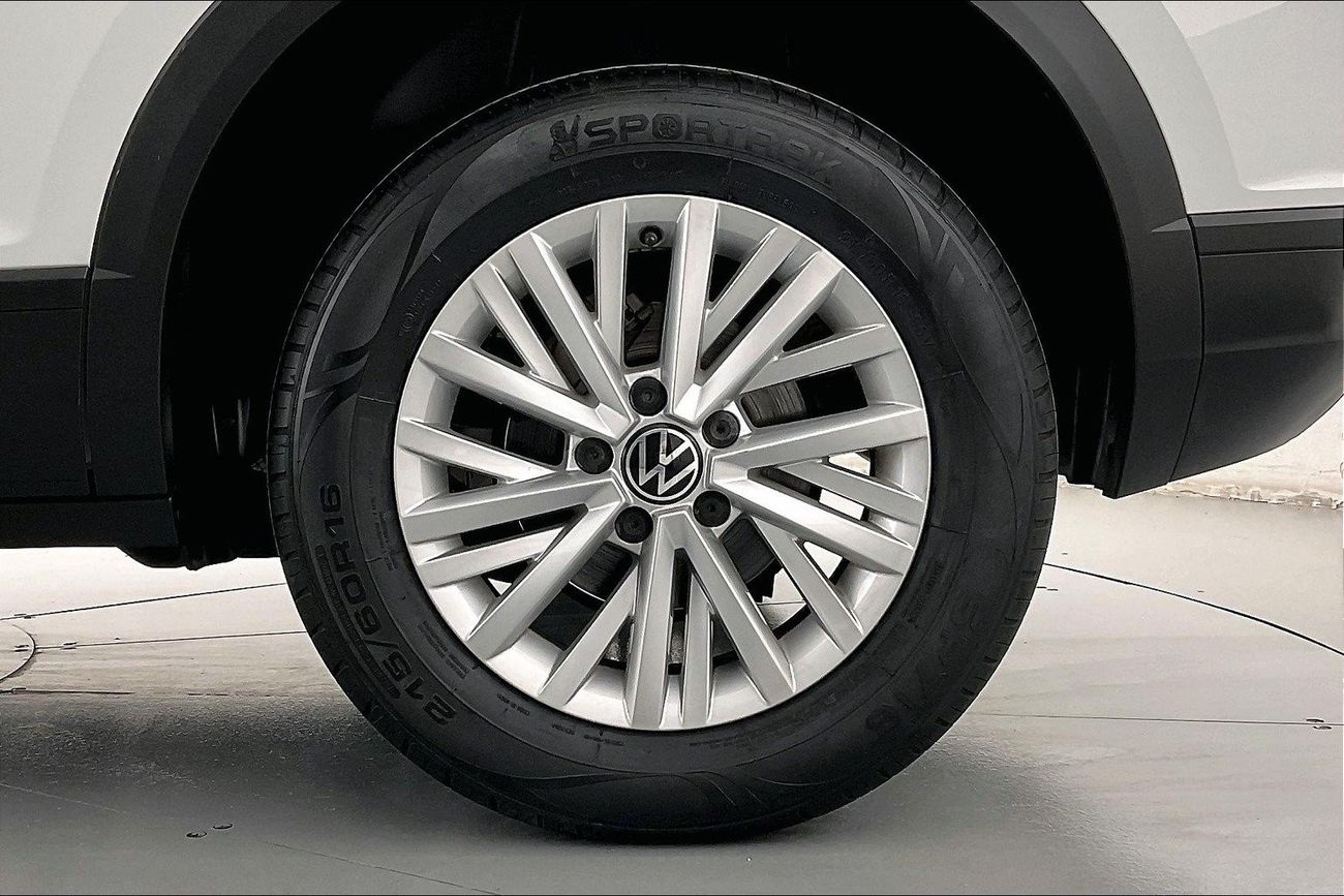 تويوتا يارس SE / E | ضمان مجاني لمدة عام | 0 دفعة أولى