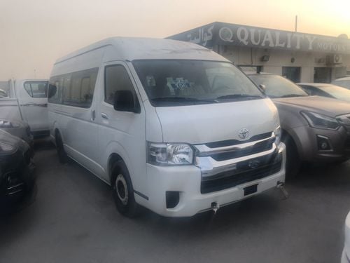 Toyota Hiace 15 seats