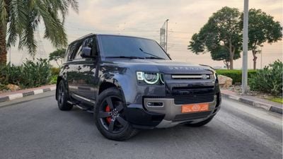 لاند روفر ديفندر 110  X P400 BLACK COLOUR / 2022 MODEL / V 6 / UNDER WARRANTY AND SERVICE CONTRACT