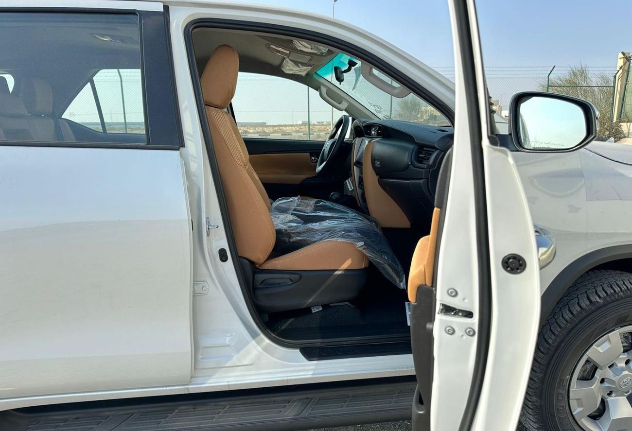 تويوتا فورتونر 2025 Toyota Fortuner 4x4 2.4L Diesel AT
