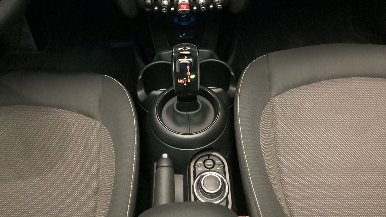 Mini Cooper Cooper | upto AED 20,000 Ramadan Discount | Guaranteed Warranty | 0 Down Payment