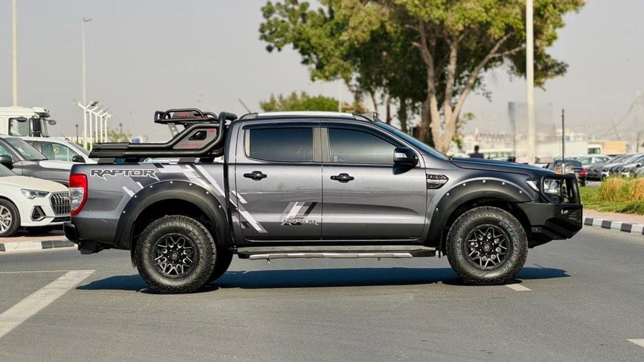 Ford Ranger HEAVY BULL BAR | ROOF MOUNTED LED LIGHTS | AUTOMATIC TRANSMISSION | 2.0L DIESEL | BULL BAR ANTENNA