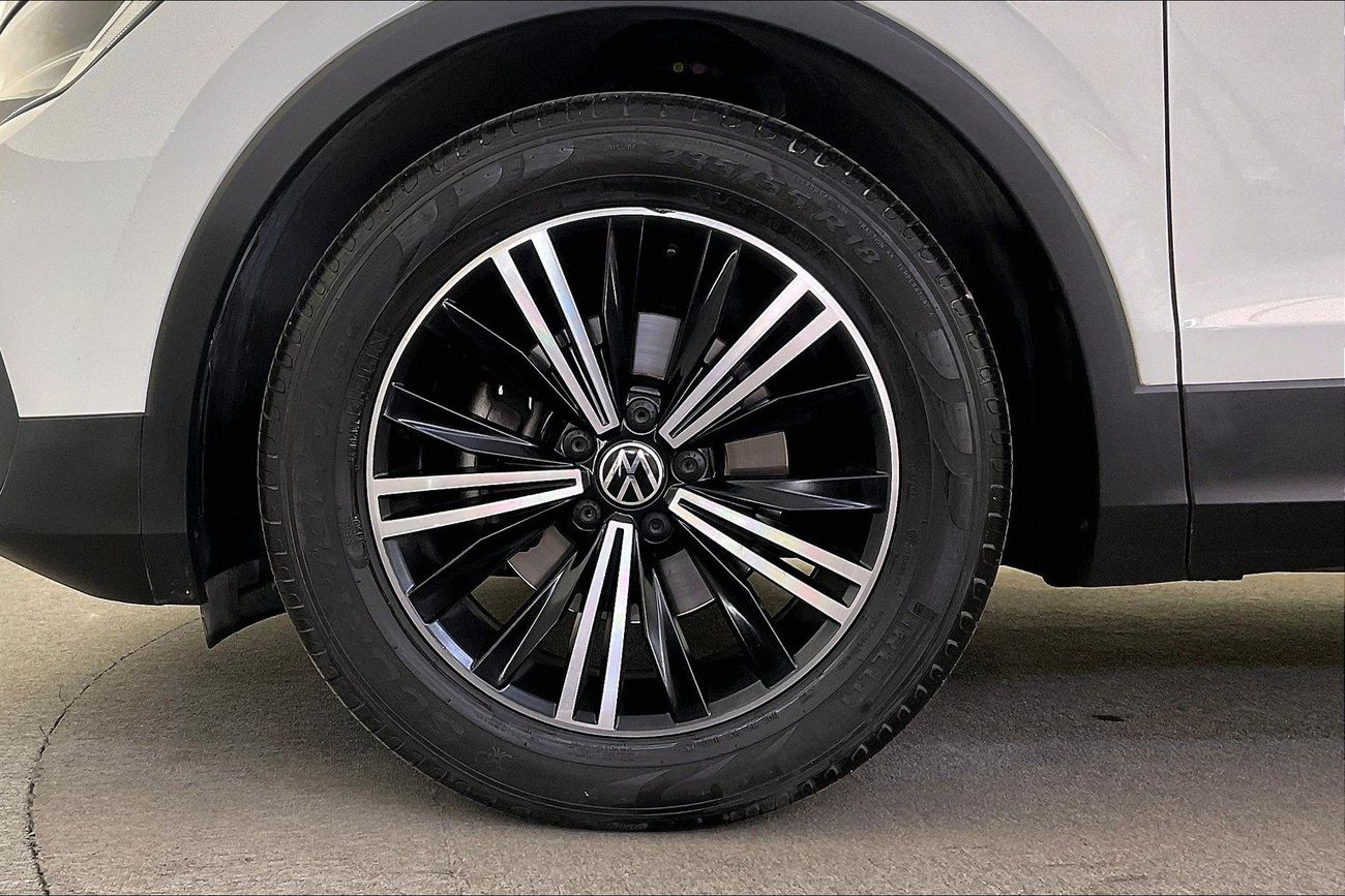 فولكس واجن تيجوان Life | شامل الضمان | 0 ﺪﻔﻋﺓ ﺃﻮﻟﻯ