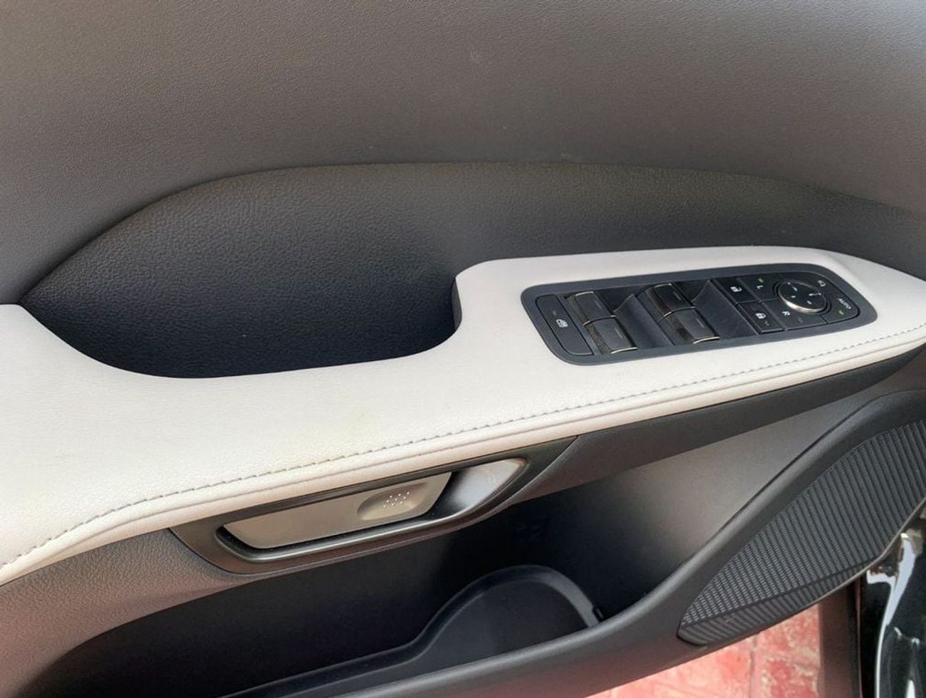 لكزس RX 350 LUXURY 2.4L TURBO AWD 5-SEATER AUTOMATIC