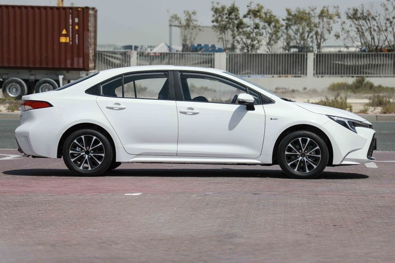 Toyota Levin 2025 TOYOTA LEVIN LUXURY 1.8 - Hybrid - WHITE inside BLACK | Export Only