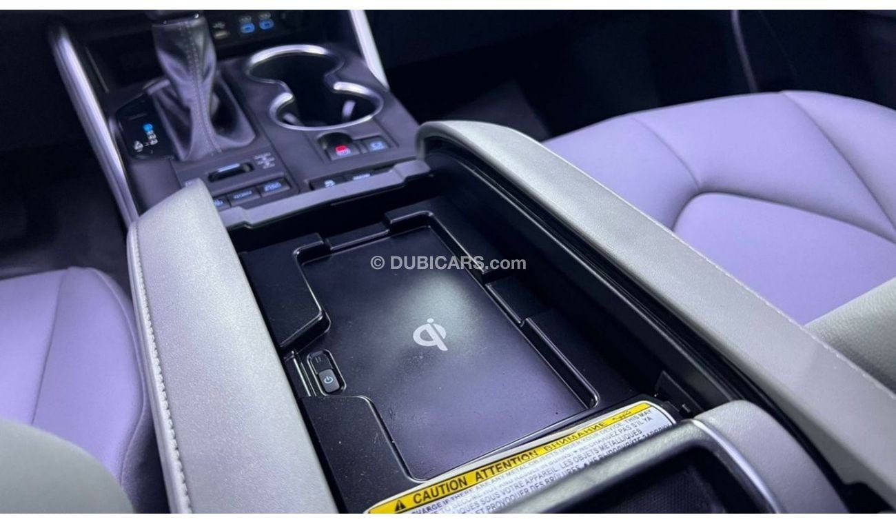 Toyota Highlander 2022 Toyota Highlander XLE AWD 4x4 Full Option Without Paint