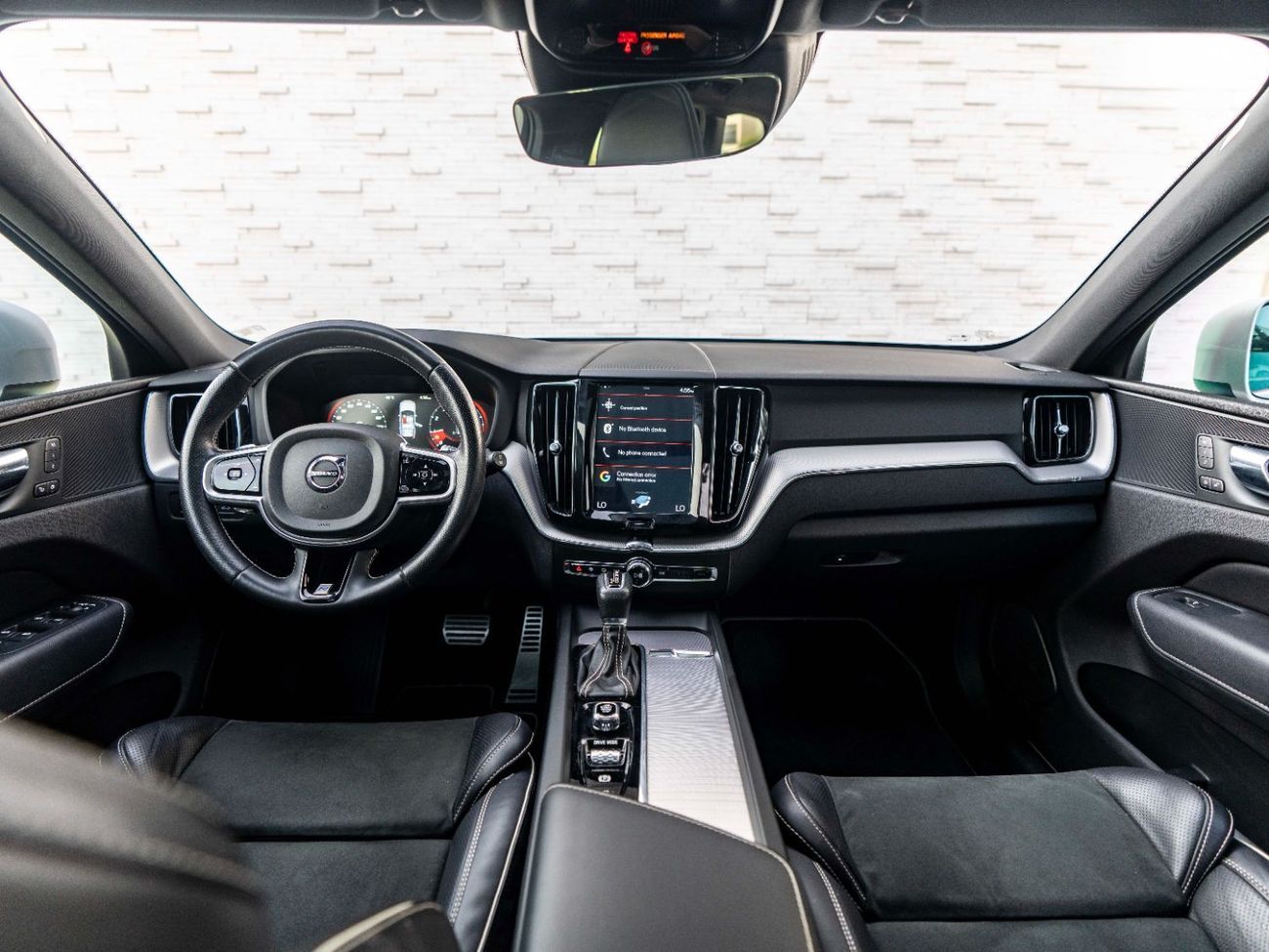 Volvo XC60 T5 R Design 2.0L