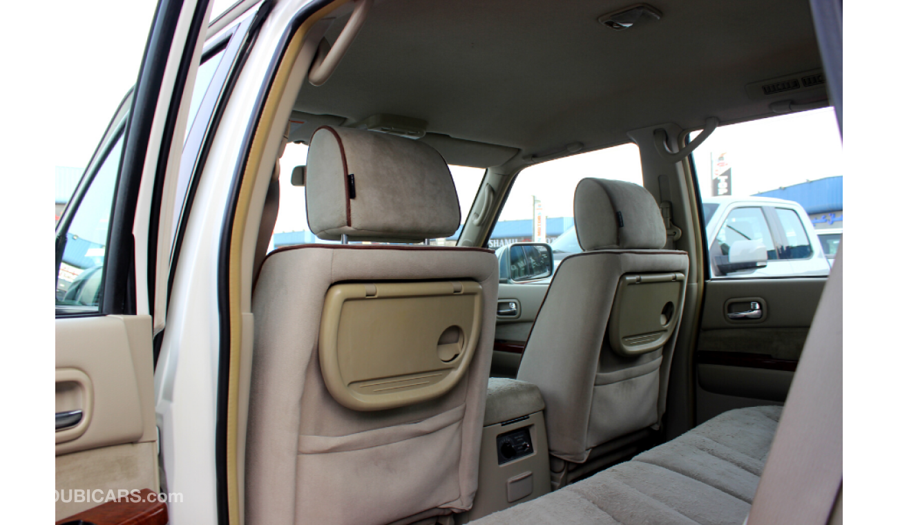 Nissan Patrol (2009) GCC, ORIGINAL PAINT AND FREE OF ACCIDENT