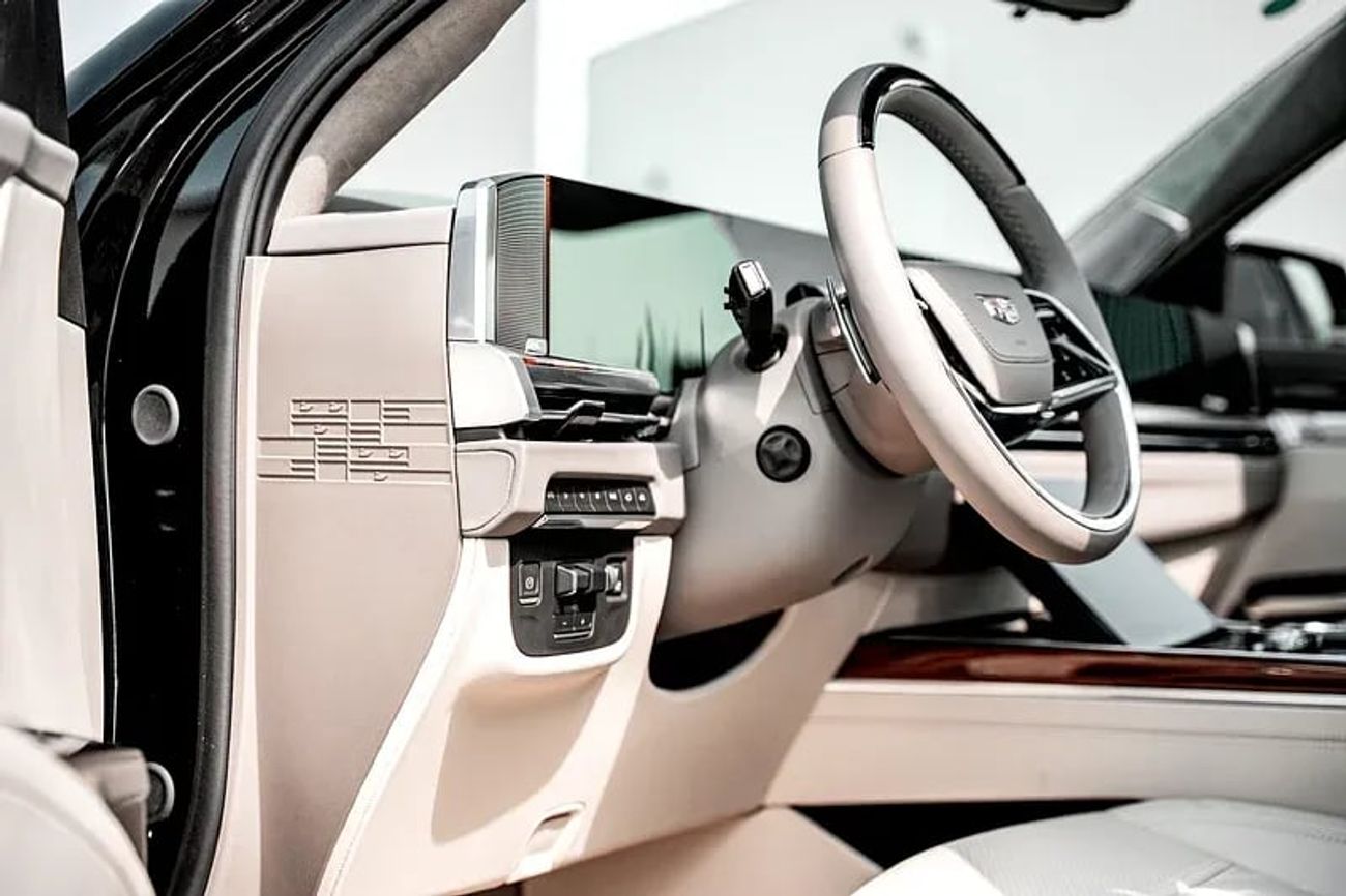 Cadillac Escalade Sport Platinum 6.2L AWD