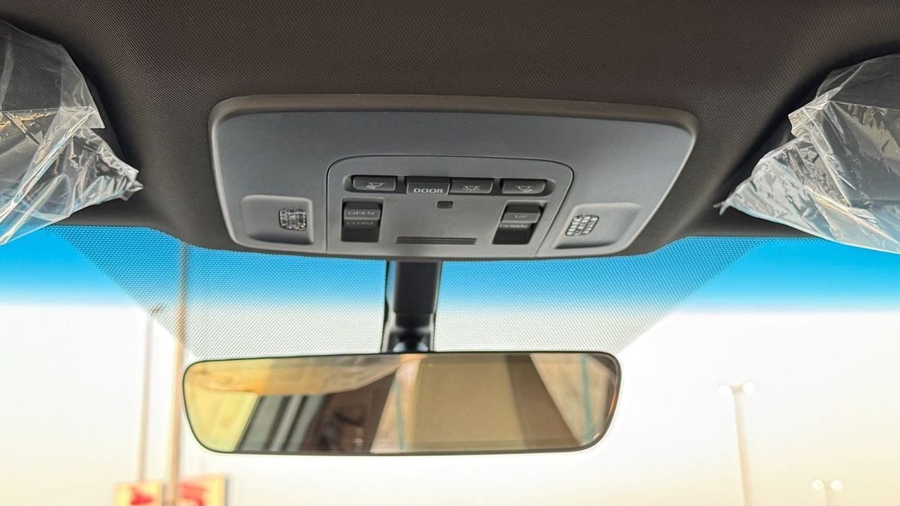 Toyota Camry Toyota Camry HEV LV Hybrid 2.5L  (GCC) - 2025