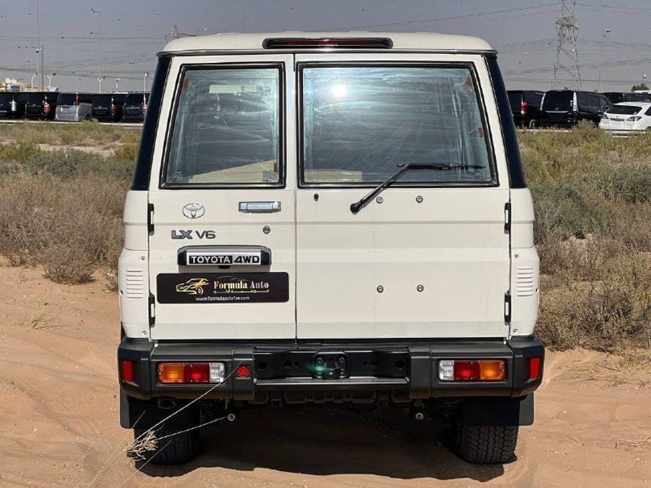 Toyota Land Cruiser 70 LC76 4.0L PTR A/T // 2026 // FULL OPTION WITH FRIDDG , DVD&BACK CAMERA , CRUISE CONTROL // SPECIAL O