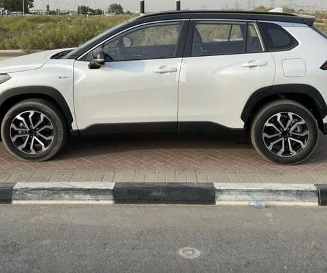 تويوتا فرونتلاندر Luxury