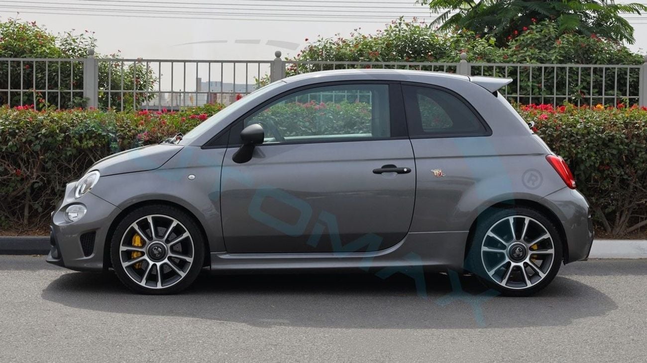 Abarth 695 Abarth 695 Turismo 1.4T 2024 GCC 19000Km With 3 Years Or 120,000 Km Warranty @Official Dealer