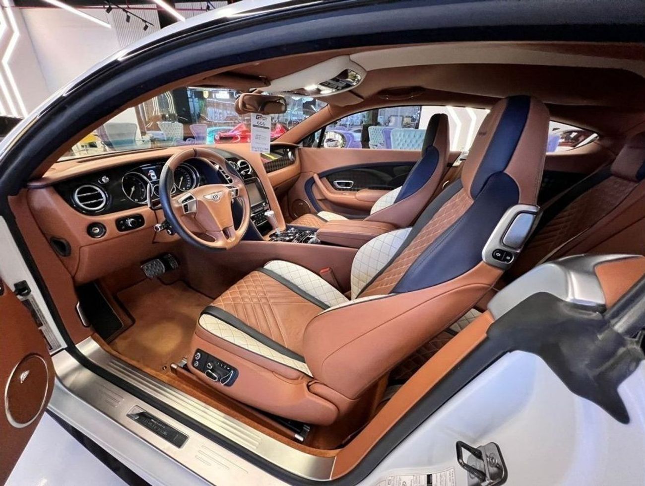 بنتلي كونتيننتال GT سبيشال نسخة