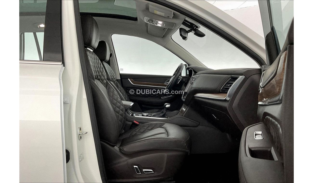 أم جي RX8 Luxury