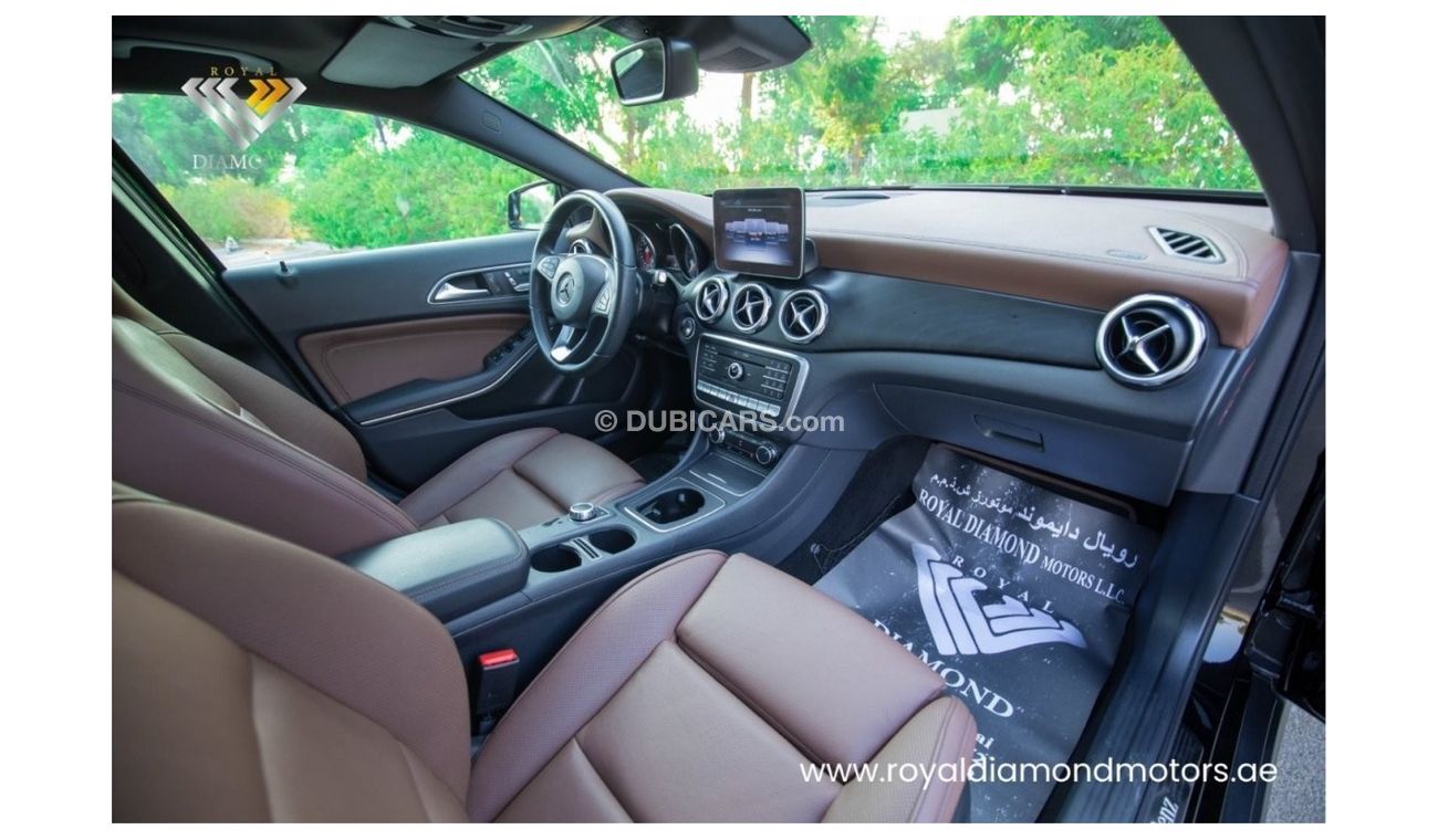 مستعملة مرسيدس بنز GLA 250 Std Mercedes Benz GLA250 2019 GCC 2019 Under ...
