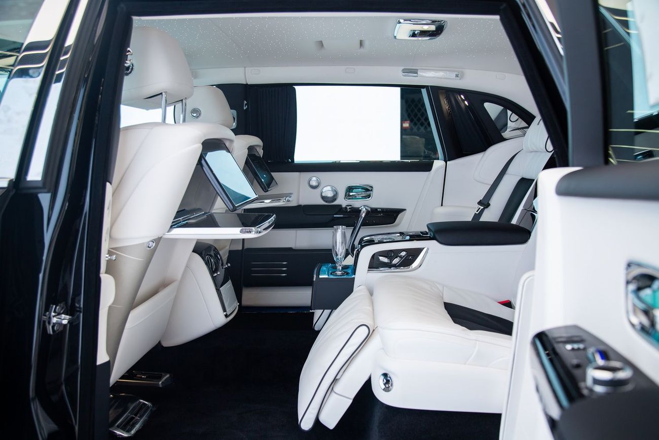 رولز رويس فانتوم EWB 6.8L