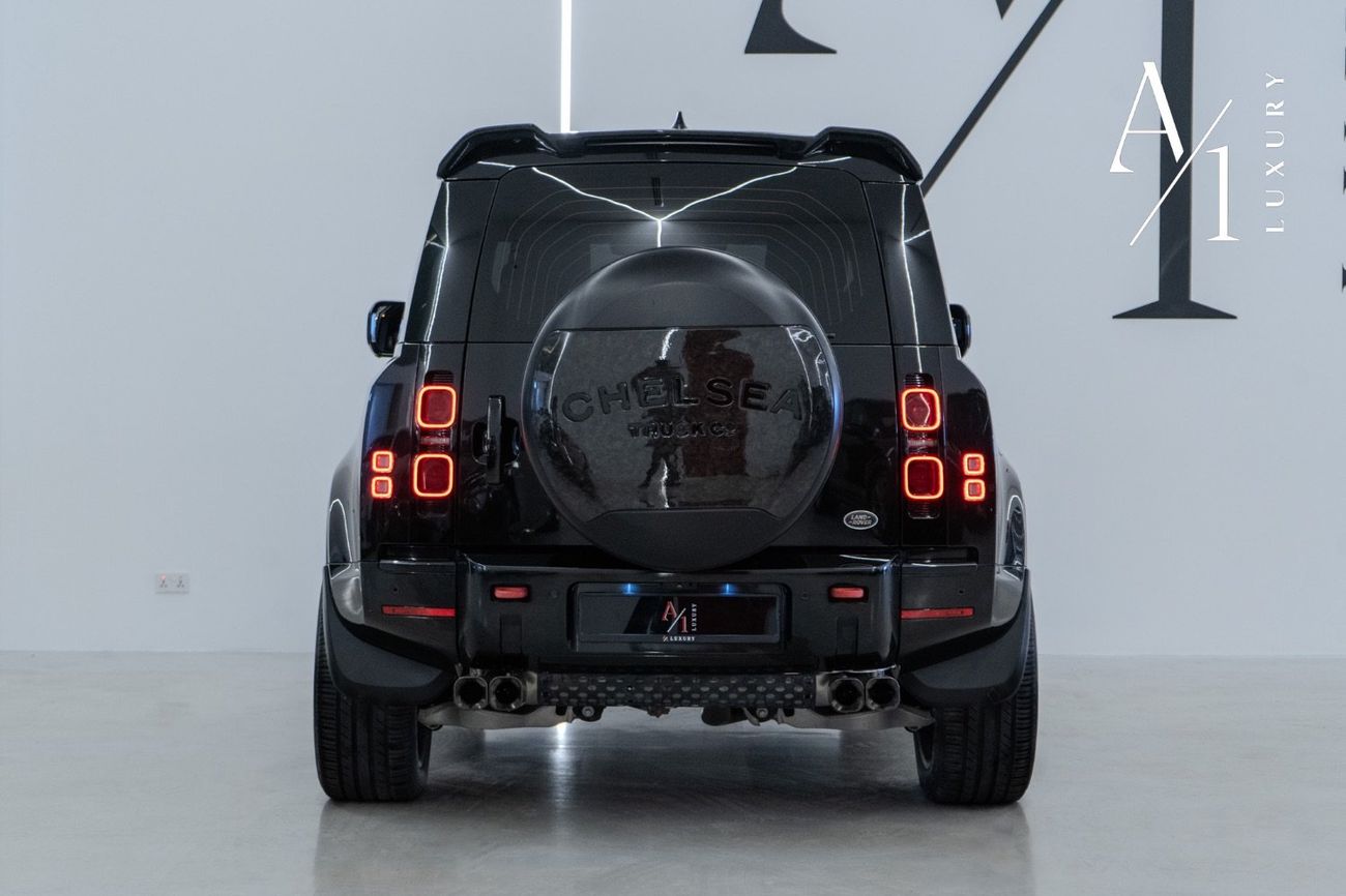 لاند روفر ديفندر 2023 Defender P400 Kahn Edition, Warranty, Excellent Condition, GCC Specs