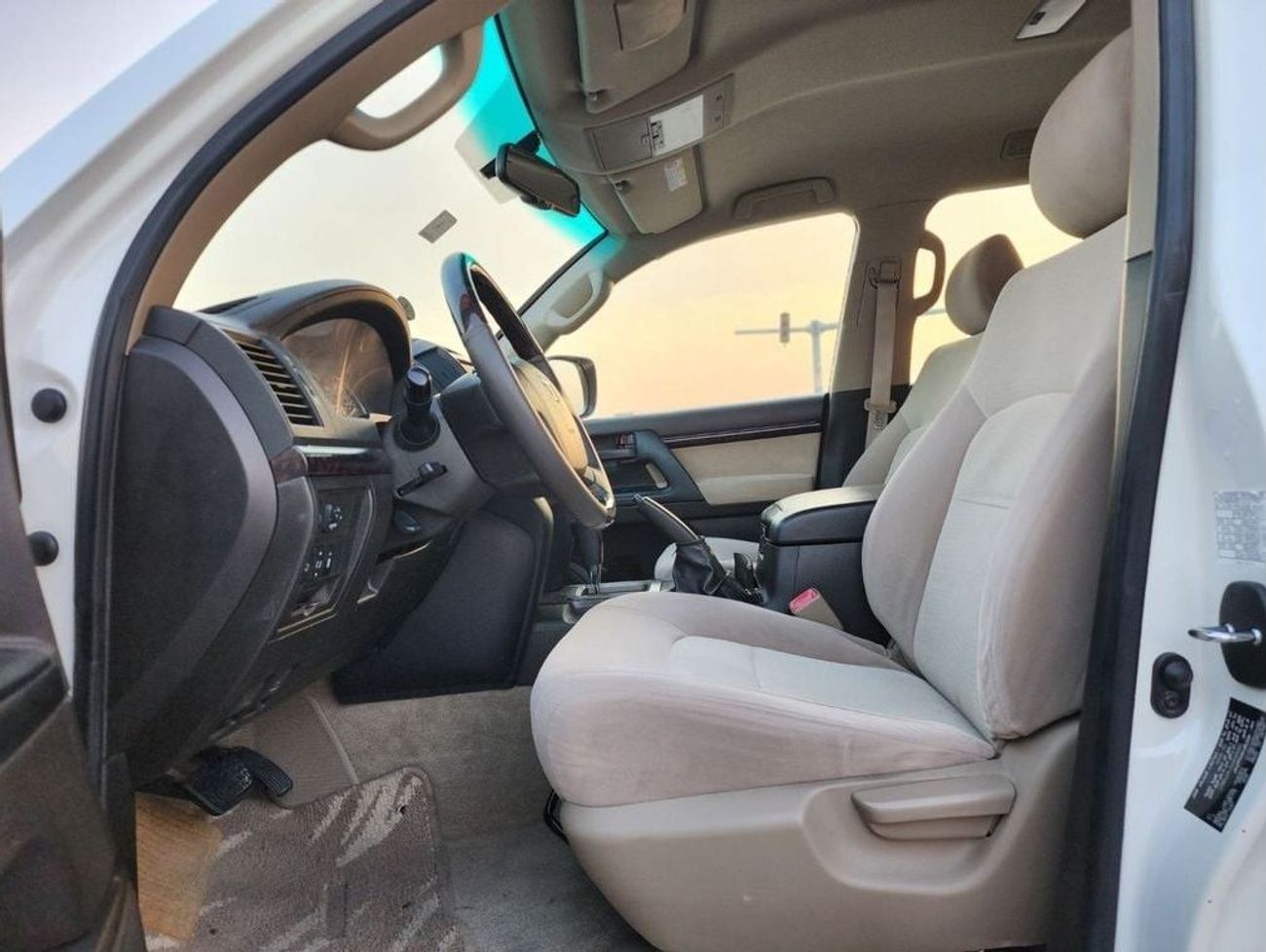 Toyota Land Cruiser GX.R V6