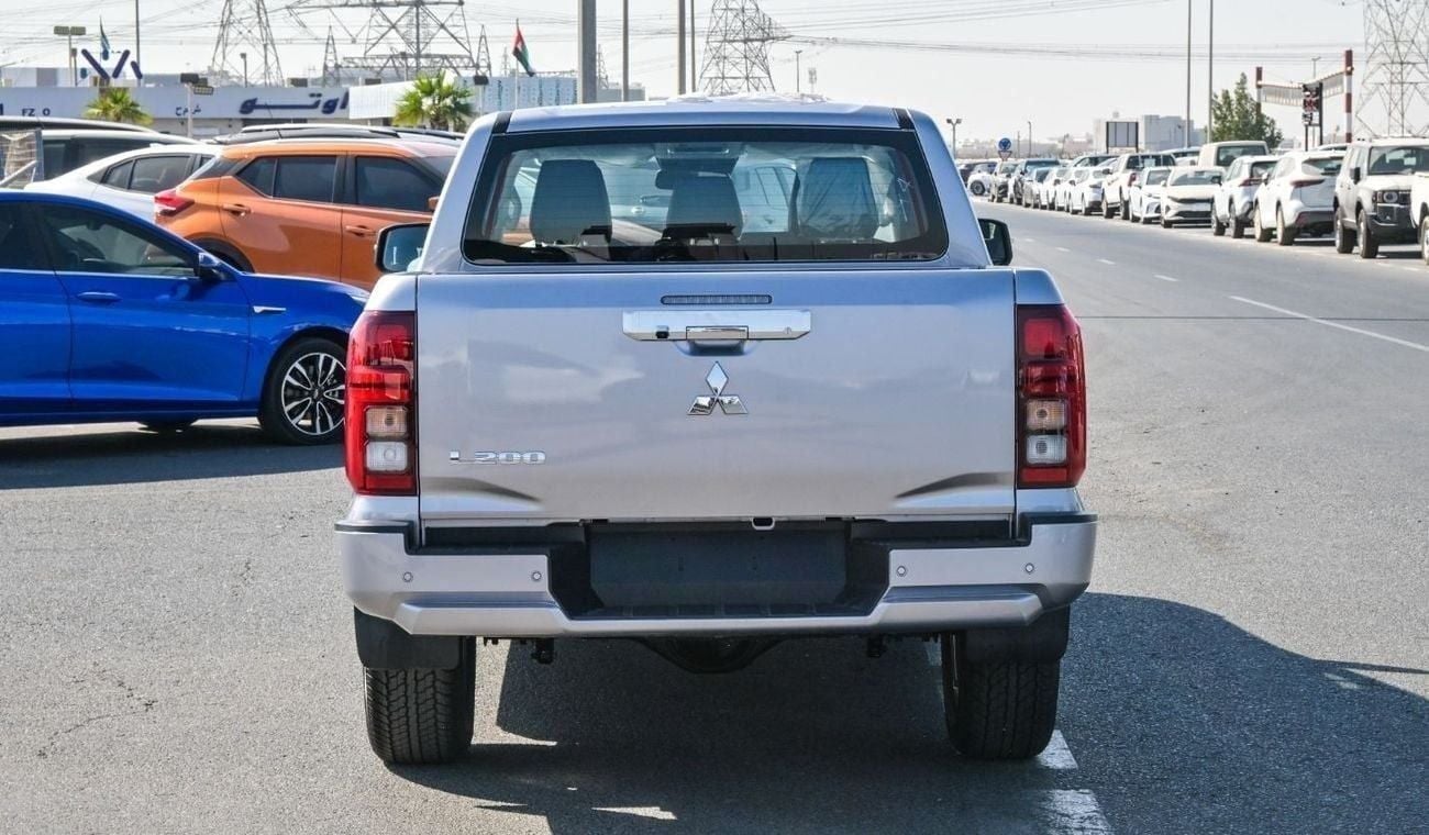 Mitsubishi L200 Brand New Mitsubishi L200 2025 For Export Only ! 2.5L 4WD Diesel GLS | A/T | Silver/Black |L200-GLS-