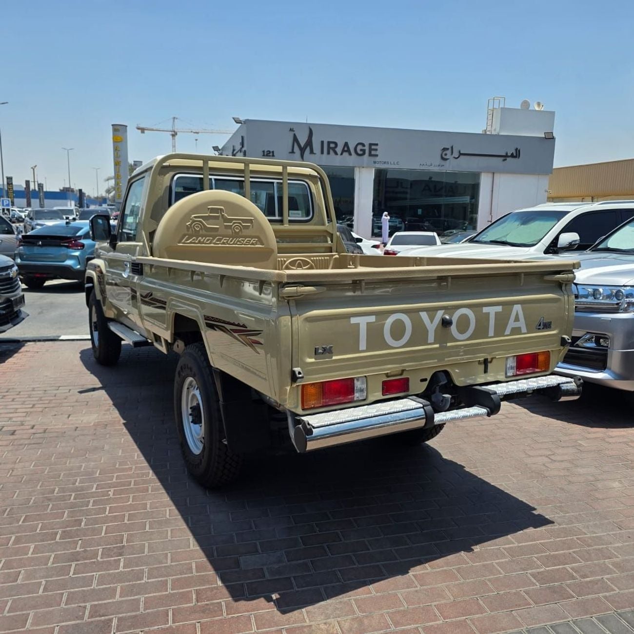 تويوتا لاند كروزر بيك آب 2.8 DIESEL MANUAL TRANSMISSION SINGLE CABIN