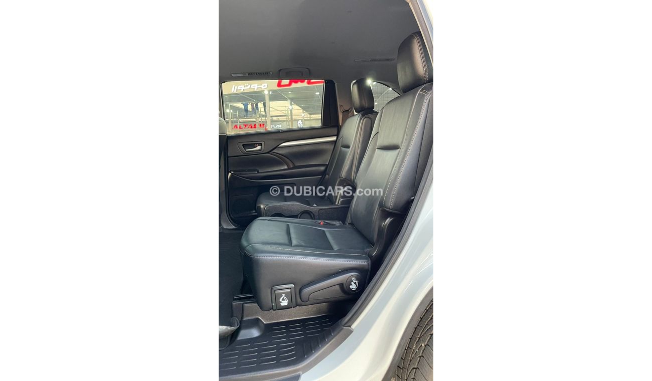 تويوتا هايلاندر 2017 TOYOTA HIGHLANDER  full options XLE 4x4 IMPORTED FROM USA VERY CLEAN CAR INSIDE AND OUT SIDE FO