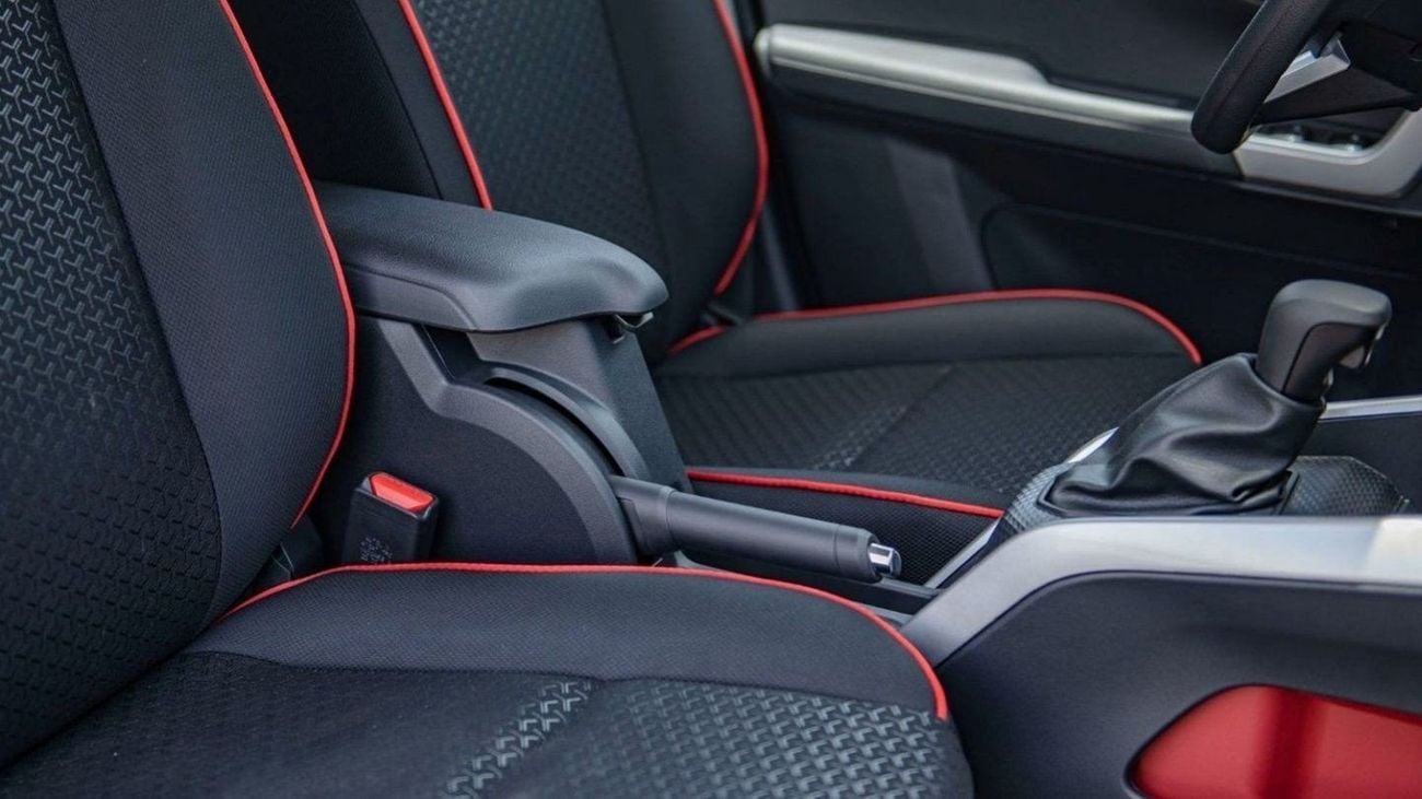 تويوتا ريز toyota raize 2023 1.0l auto v3 petrol